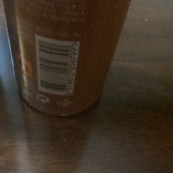 Self tanner - Picture 3 of 3